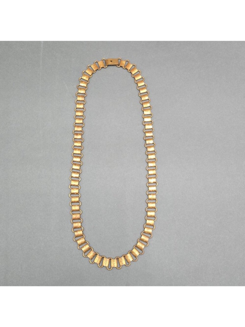 Antique Victorian Book Chain Necklace 24" Gold Tone 15.6mm Embossed Floral Panel - Picture 6 of 16
